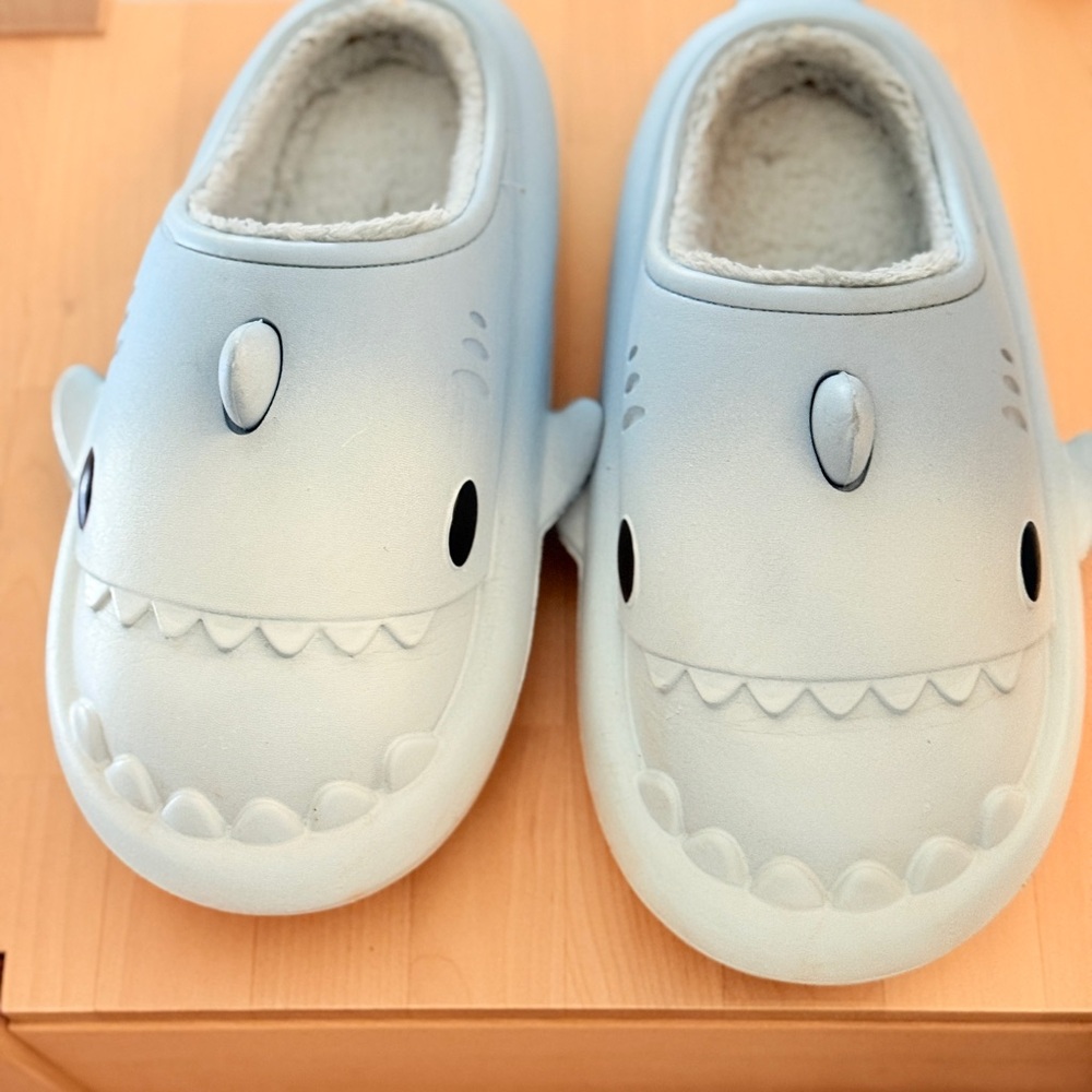 Women's Shark Design Slippers in Light Blue